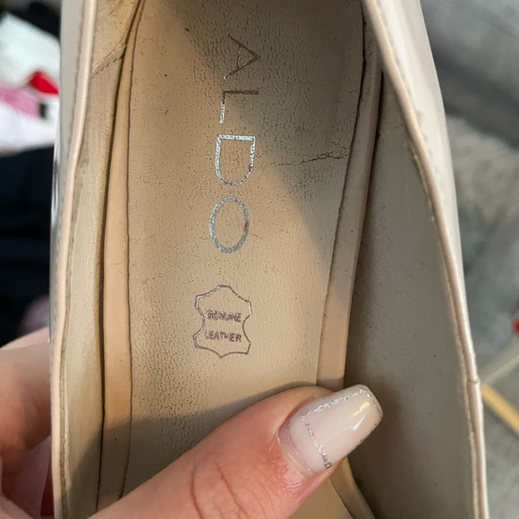 Slightly worn Aldo heels size 6 - Picture 9 of 9